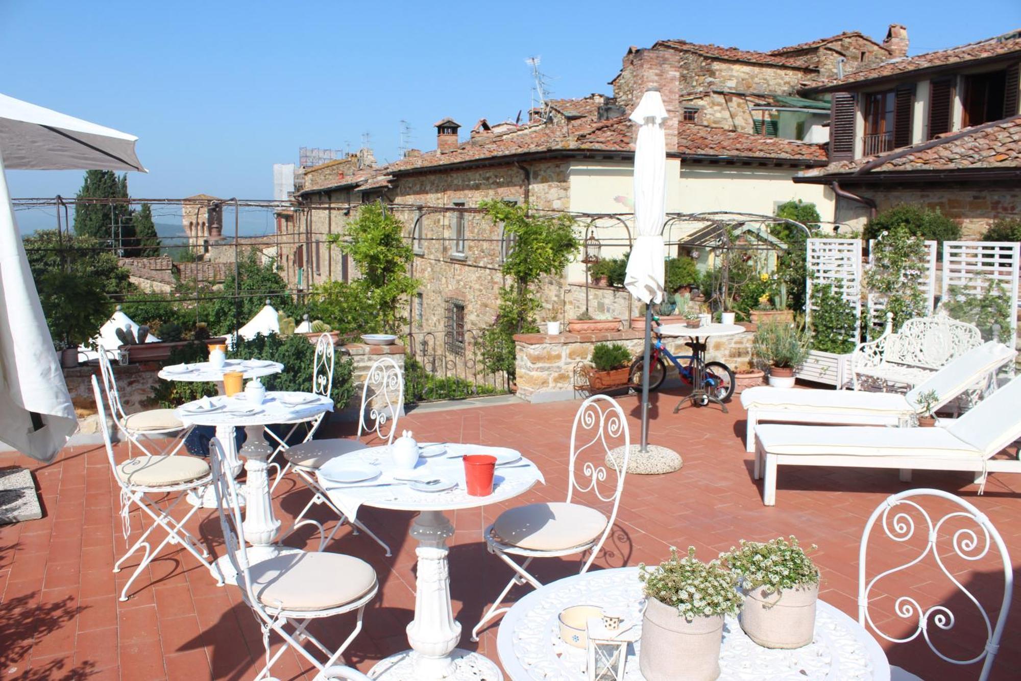 Le Terrazze Del Chianti B&B Residenza D'Epoca E Di Charme San Donato in Poggio Bagian luar foto